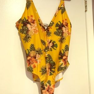 Swimsuit Plus size 3x (size 18-20) brand new